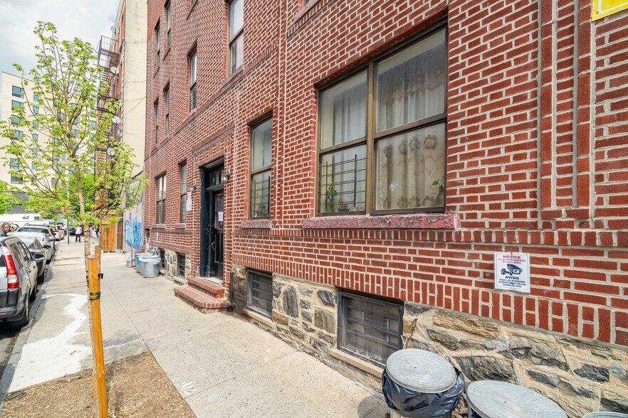 2466 Beaumont Ave, Bronx, NY for sale - Building Photo - Image 2 of 4
