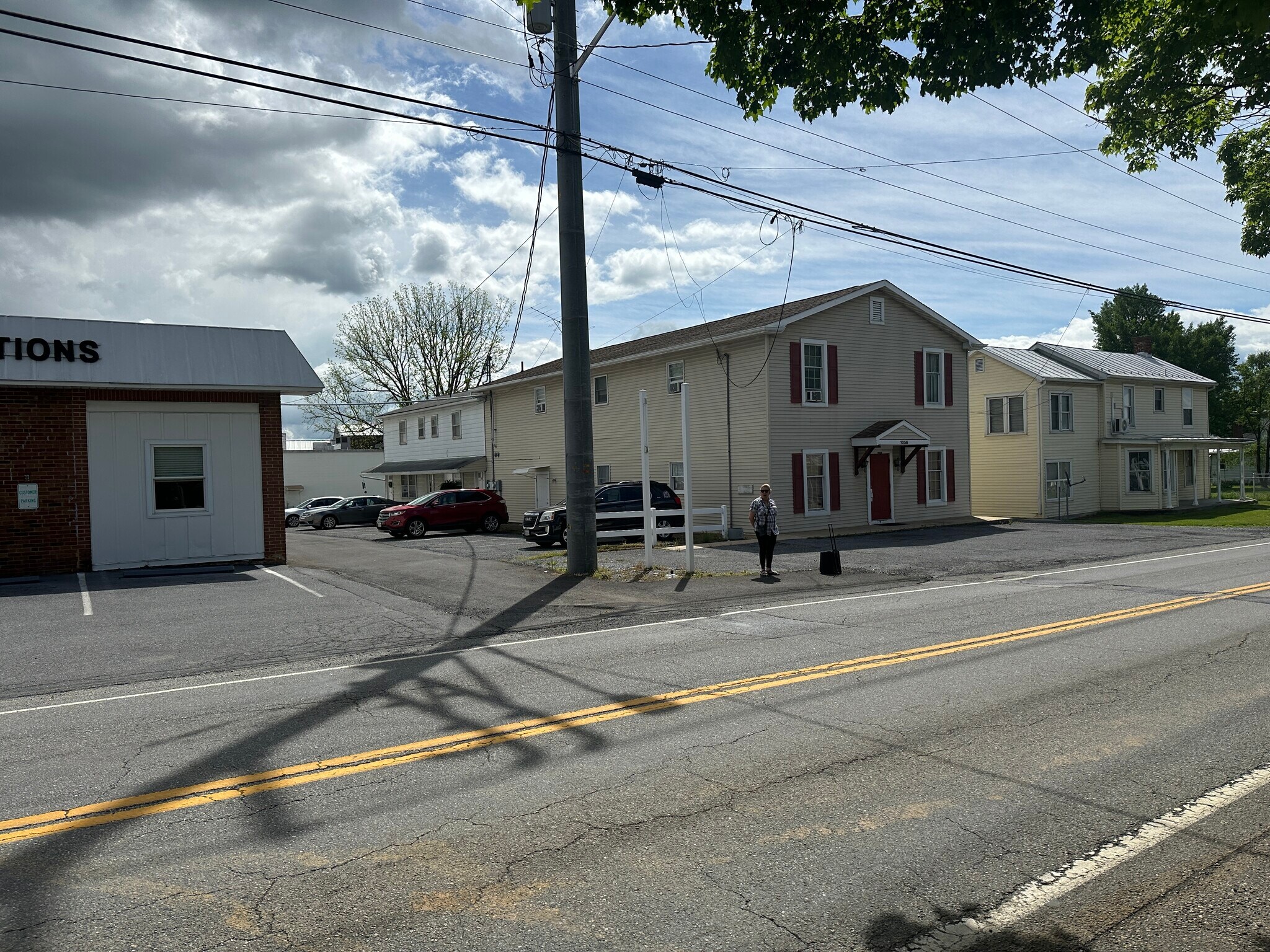 1062 Chicago Ave, Harrisonburg, VA for sale Building Photo- Image 1 of 1