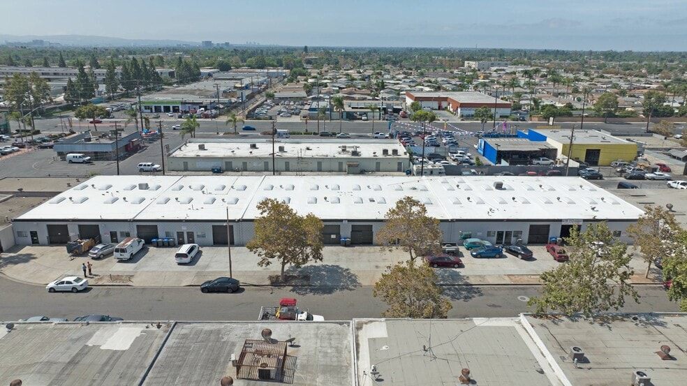 2222-2308 W 2nd St, Santa Ana, CA for sale - Building Photo - Image 1 of 10