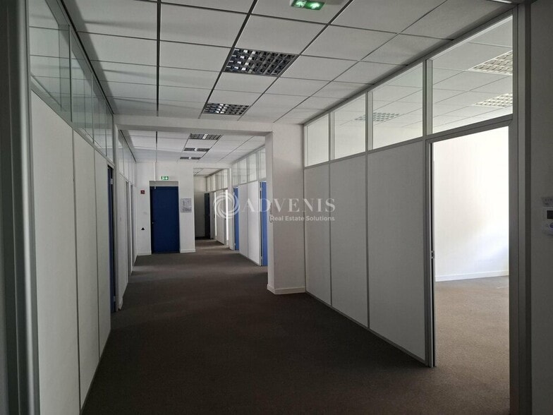 Office in Nancy for lease - Interior Photo - Image 3 of 12