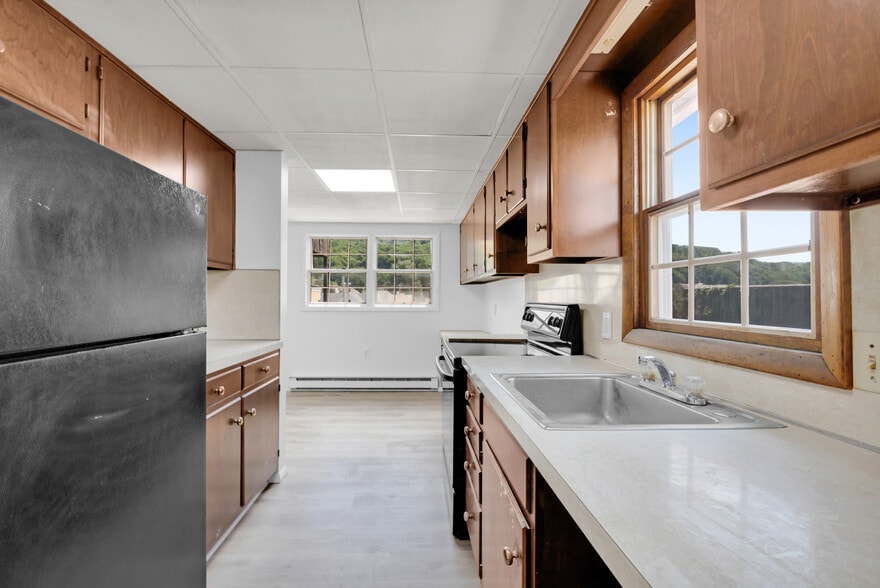 110 W Ridge St, Lansford, PA for sale - Building Photo - Image 3 of 27