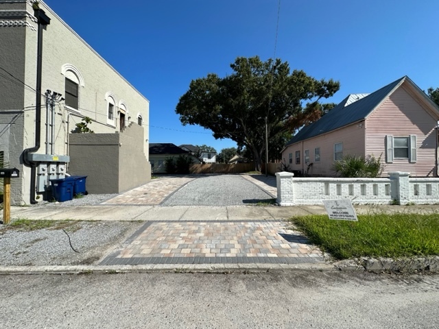 2501 N Armenia Ave, Tampa, FL for lease - Building Photo - Image 3 of 12