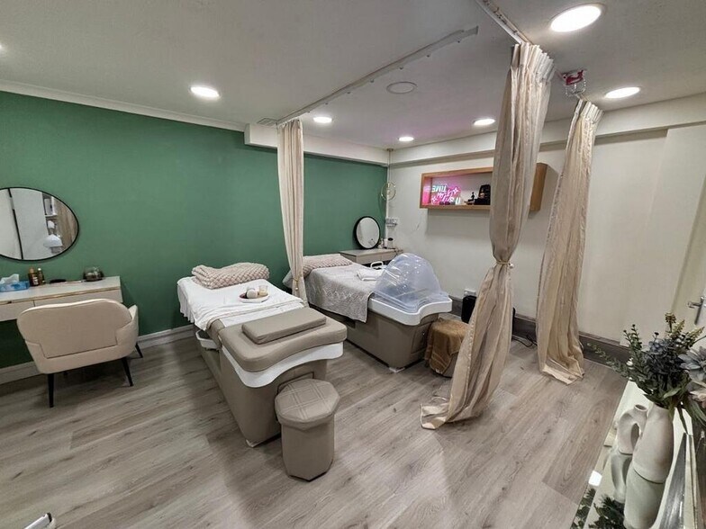 3 Victoria Ter, Hove for sale - Interior Photo - Image 3 of 6