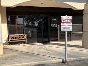 10021 Main St, Houston, TX for lease Building Photo- Image 1 of 17