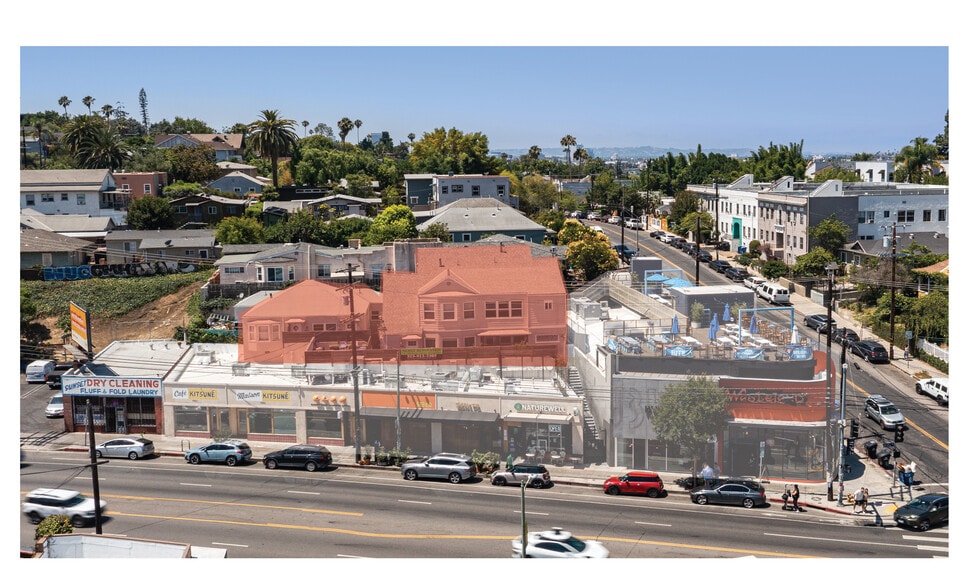 A++ Retail and Residential Collection portfolio of 3 properties for sale on LoopNet.com - Building Photo - Image 2 of 20