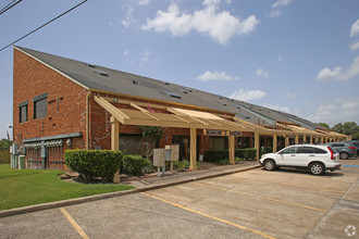 17300 El Camino Real, Houston, TX for lease Building Photo- Image 1 of 1