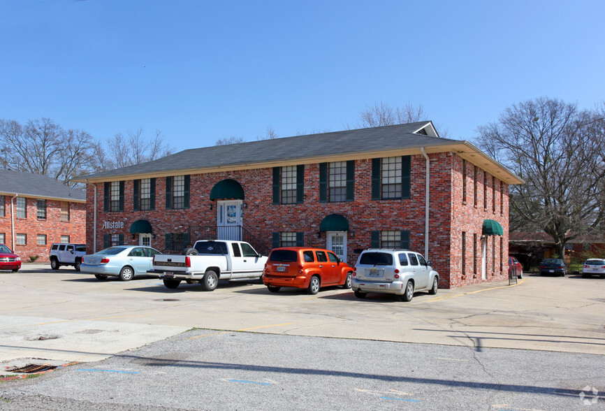 1405 Thompson Cir, Gardendale, AL for lease - Building Photo - Image 1 of 4