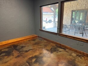 1427-1435 N Highway 67, Cedar Hill, TX for lease Building Photo- Image 2 of 4