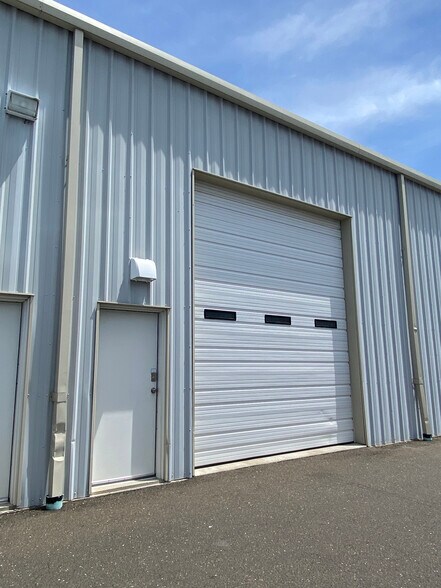 109 Hamilton Ave, Stamford, CT for sale - Building Photo - Image 1 of 1