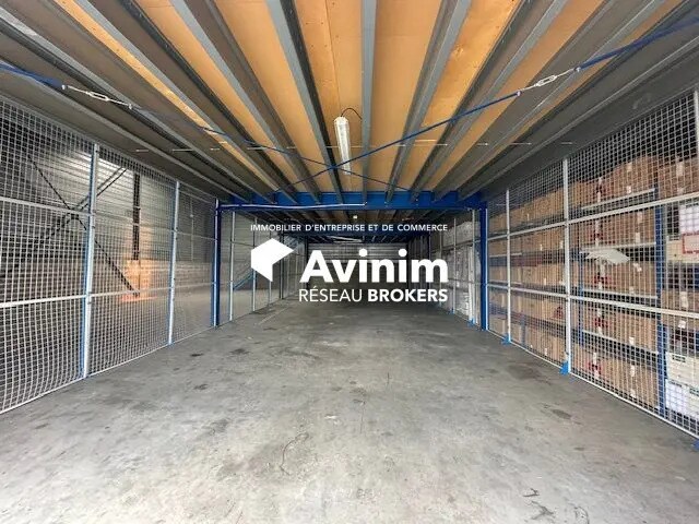 Industrial in SAINT-OUEN-L'AUMONE for lease Interior Photo- Image 1 of 3