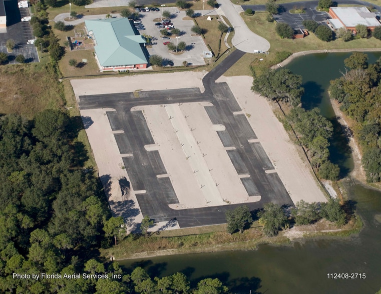 733 Tillman Pl, Plant City, FL for lease - Building Photo - Image 3 of 16