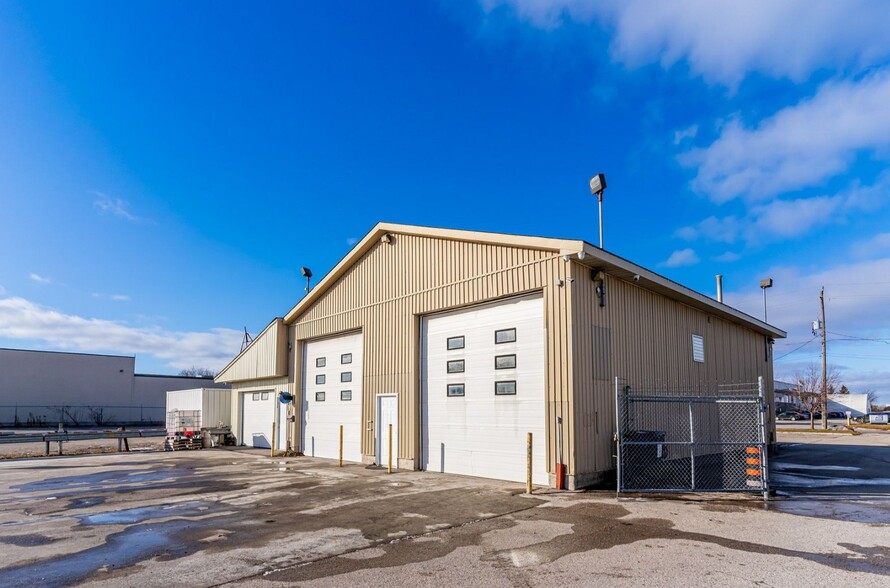 2073 Piper Ln, London, ON for lease - Building Photo - Image 3 of 13