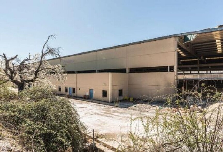 Industrial in Villafranca del Bierzo, León for sale - Building Photo - Image 3 of 5