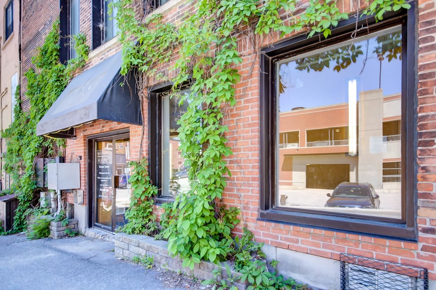 75 Prom Du Portage, Gatineau, QC for sale - Building Photo - Image 1 of 39