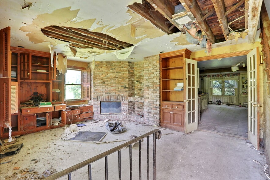 38 Browns Rd, Westtown, NY for sale - Primary Photo - Image 1 of 31