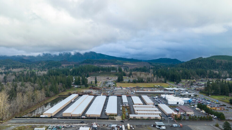 2035 Commerce St, Enumclaw, WA 98022 Enumclaw Plateau Heated Storage
