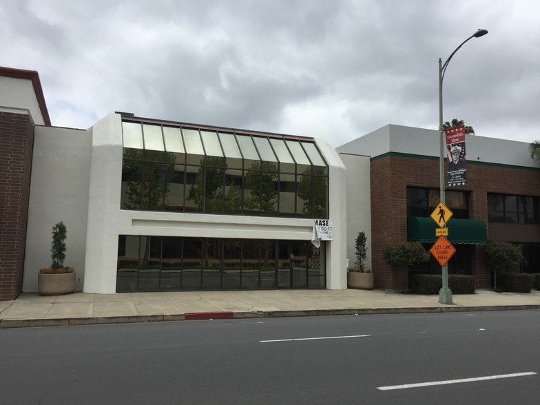 222 W 2nd Ave, Escondido, CA for lease - Building Photo - Image 1 of 5