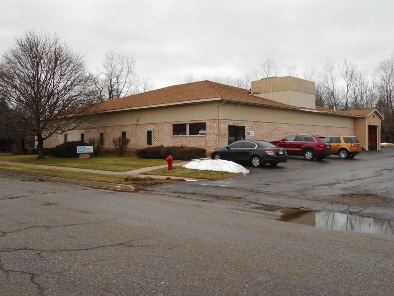 4704 Moore St, Okemos, MI for sale - Other - Image 1 of 1