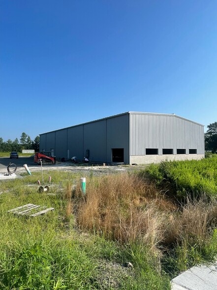 28163 Nine Foot Rd, Dagsboro, DE for lease - Building Photo - Image 1 of 11