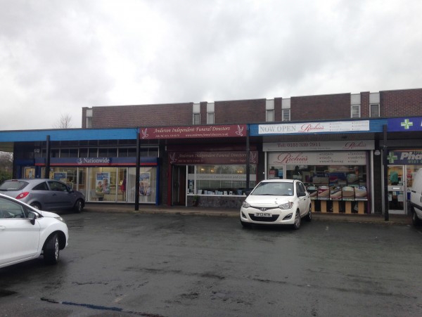 446 Chester Rd, Ellesmere Port for lease - Primary Photo - Image 1 of 2