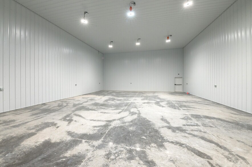 1700 Grafton Rd, Morgantown, WV for lease - Interior Photo - Image 3 of 13