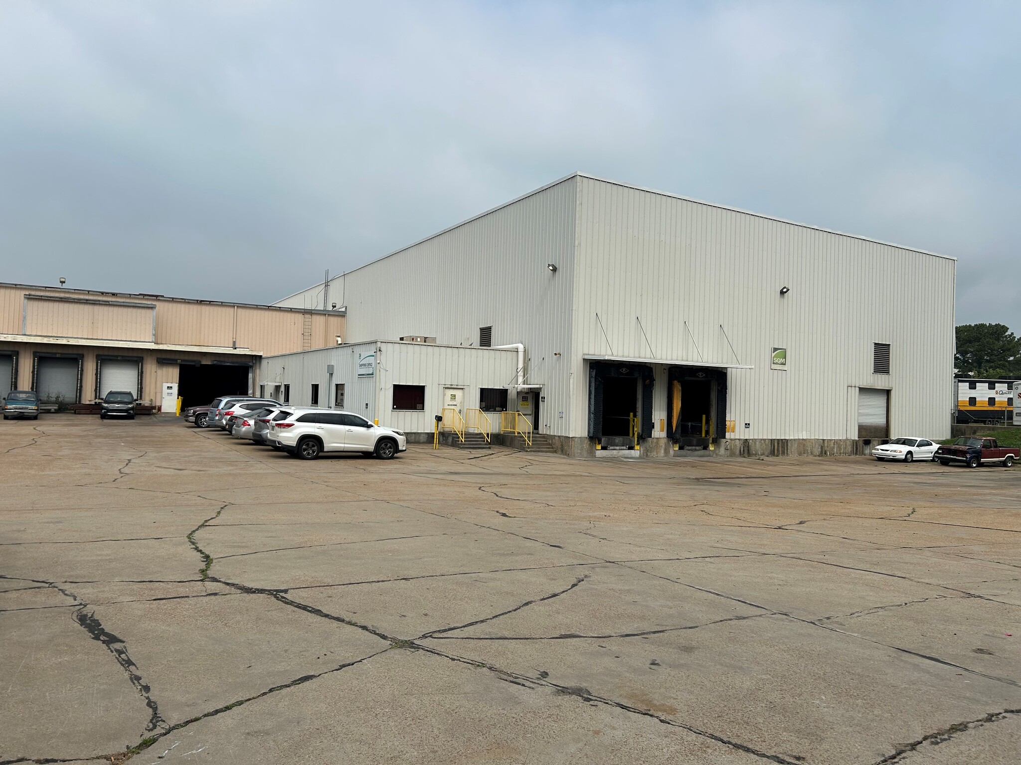 1325 Boling St, Jackson, MS for lease Building Photo- Image 1 of 6