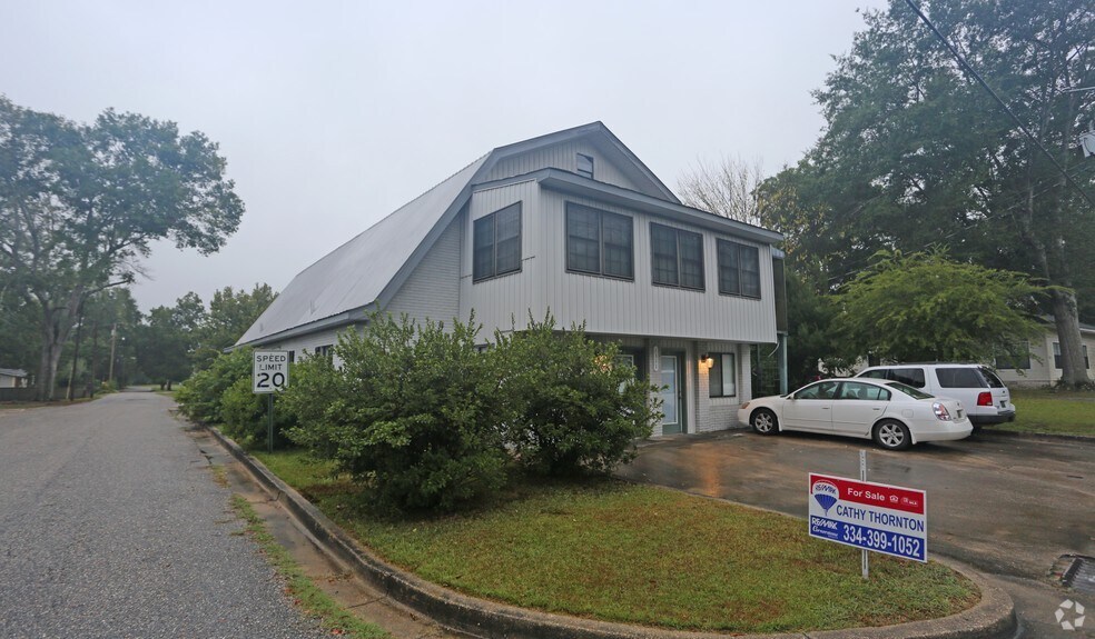 1311 2nd Ave, Clanton, AL for sale - Primary Photo - Image 1 of 1