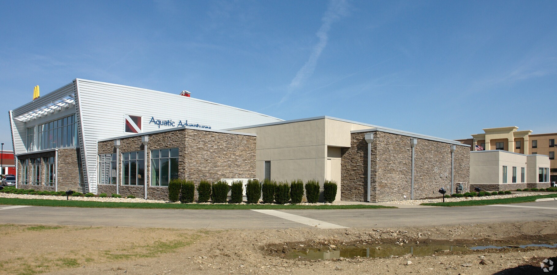 3940 Lyman Dr, Hilliard, OH 43026