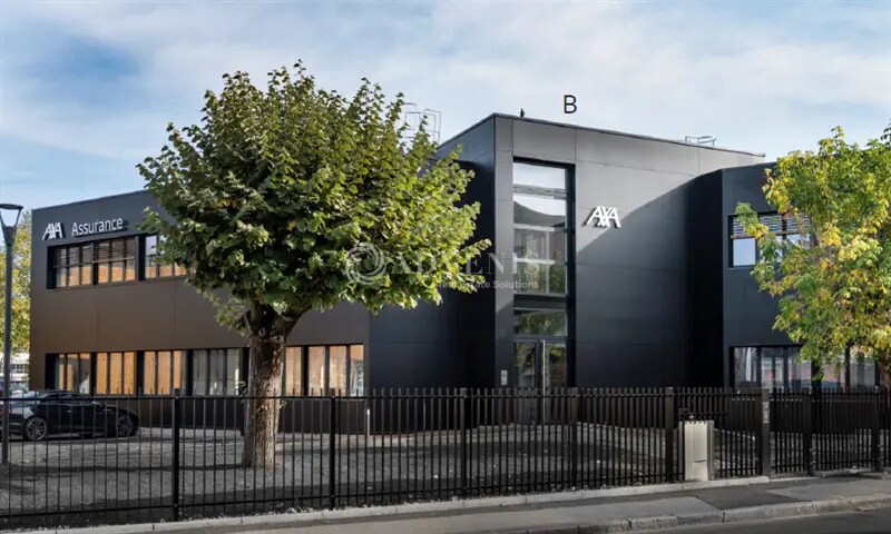 Office in Villefranche-sur-Saône for lease Building Photo- Image 1 of 13