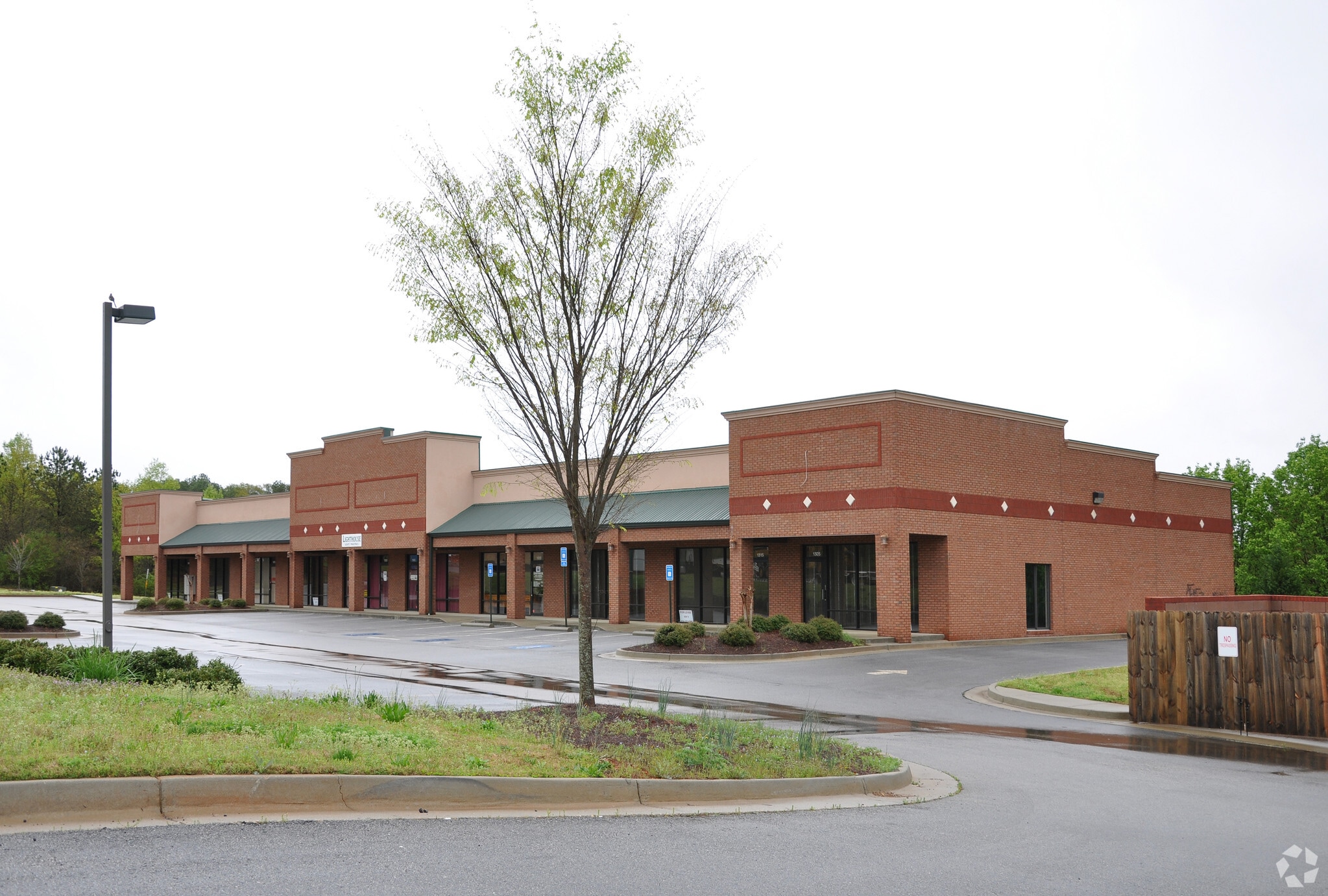 1305-1395 Mcdonough Pky, McDonough, GA for lease Primary Photo- Image 1 of 4