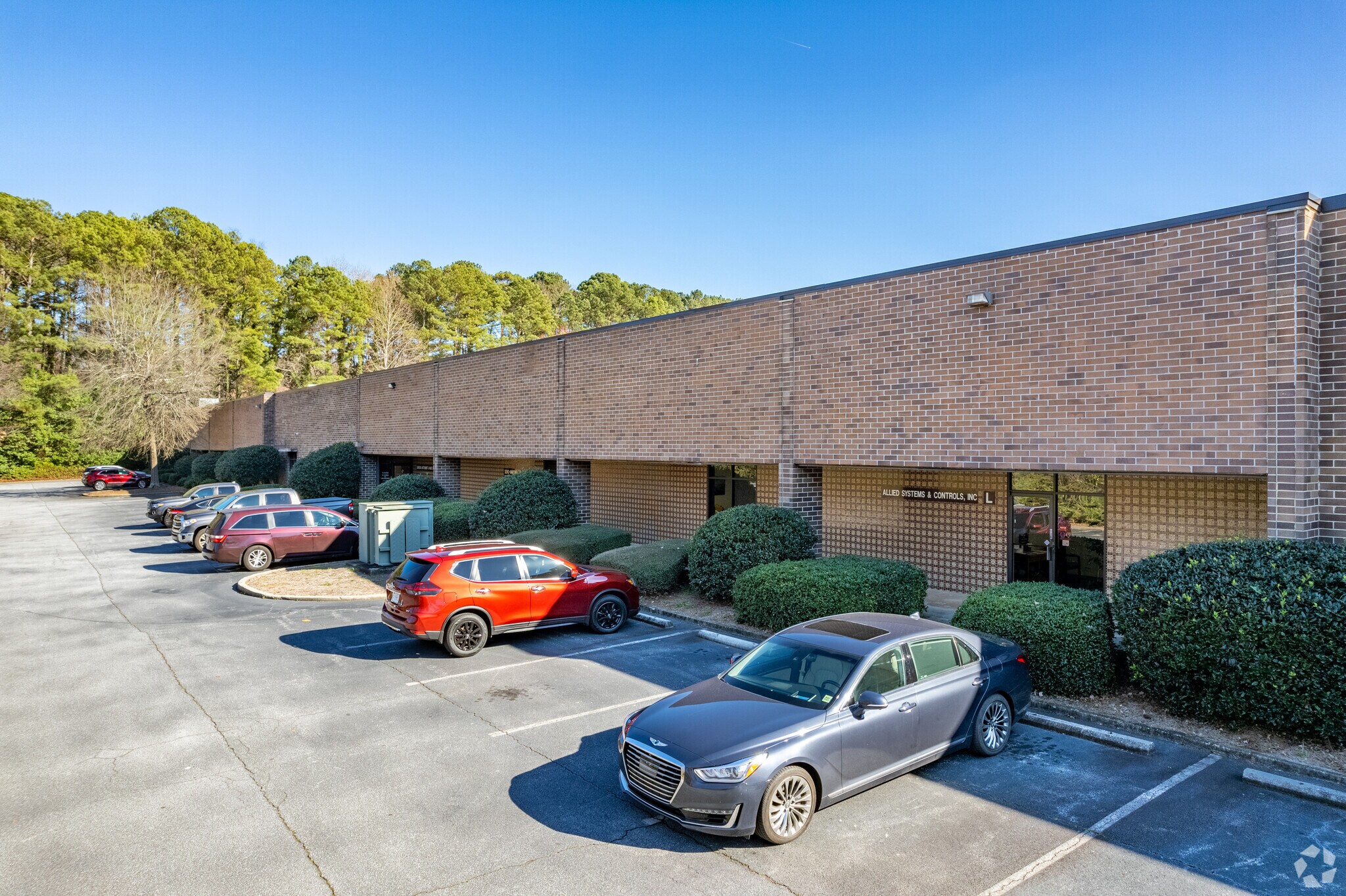 2177 Flintstone Dr, Tucker, GA for lease Primary Photo- Image 1 of 9