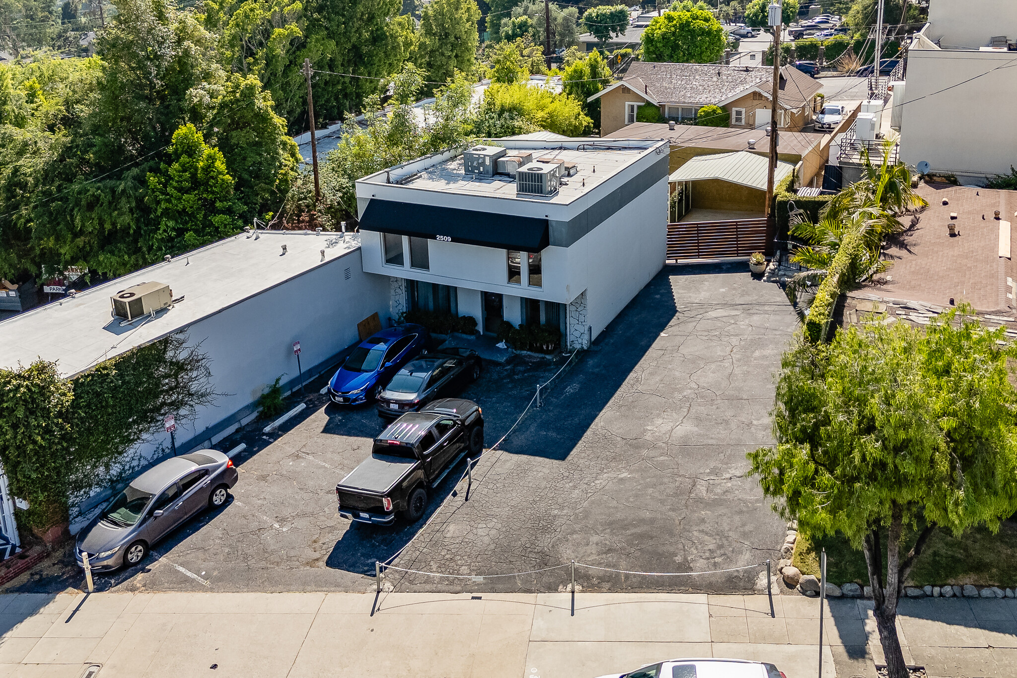 2509 N Lake Ave, Altadena, CA for sale Building Photo- Image 1 of 21