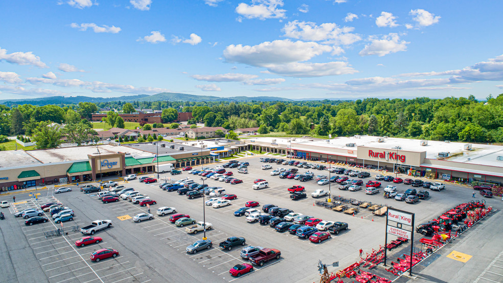 7450 Lee Hwy, Fairlawn, VA for lease - Aerial - Image 3 of 8