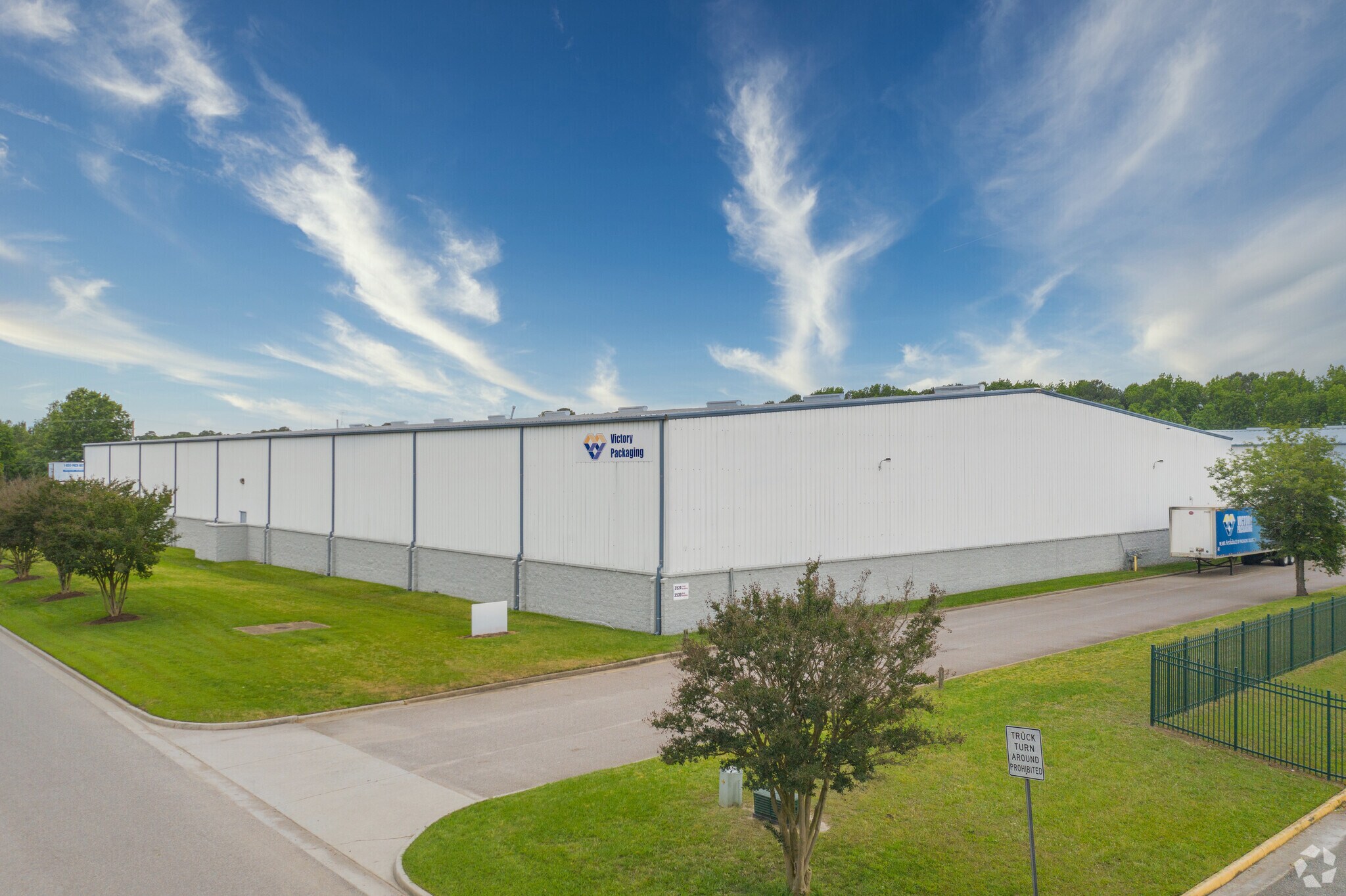 3524 Business Center Dr, Chesapeake, VA for sale Primary Photo- Image 1 of 1