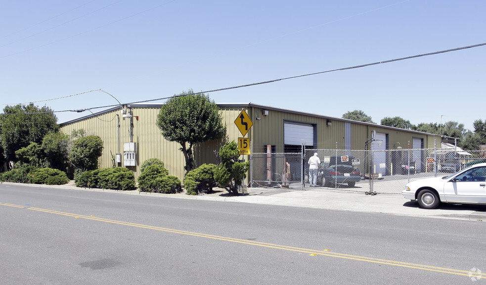 2446 Rice Ave, West Sacramento, CA for sale - Primary Photo - Image 1 of 1