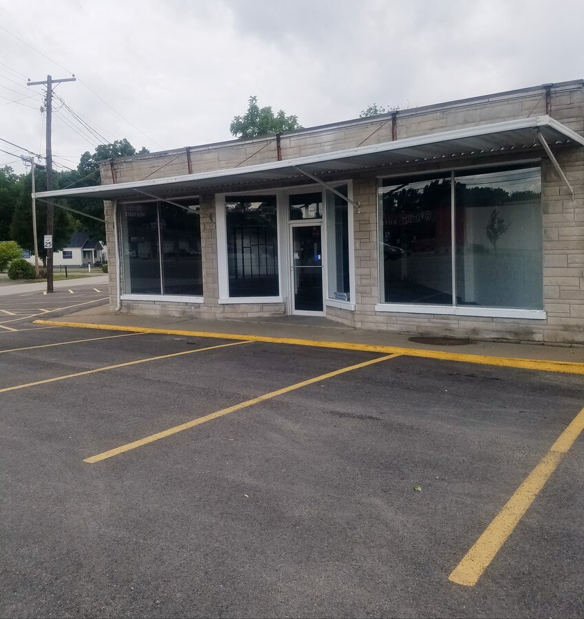 9224 Dixie Hwy, Louisville, KY 40272