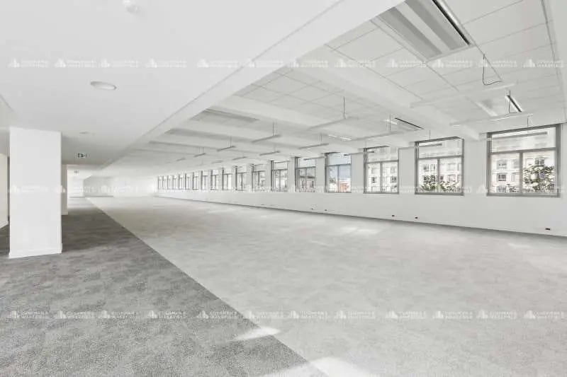 23-23 Avenue D'Italie, Paris for lease Interior Photo- Image 1 of 8