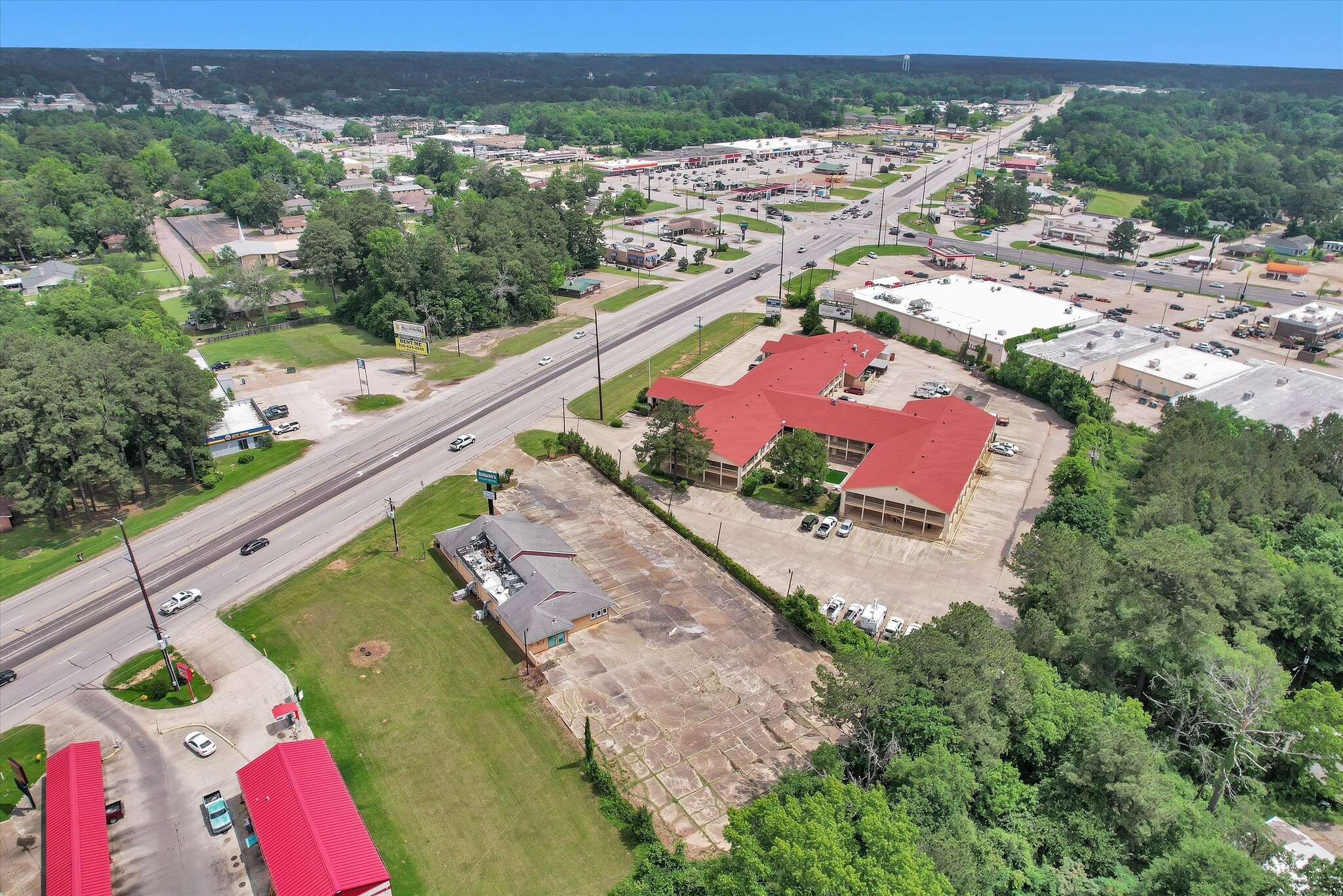 235 E Gibson St, Jasper, TX for lease Interior Photo- Image 1 of 29