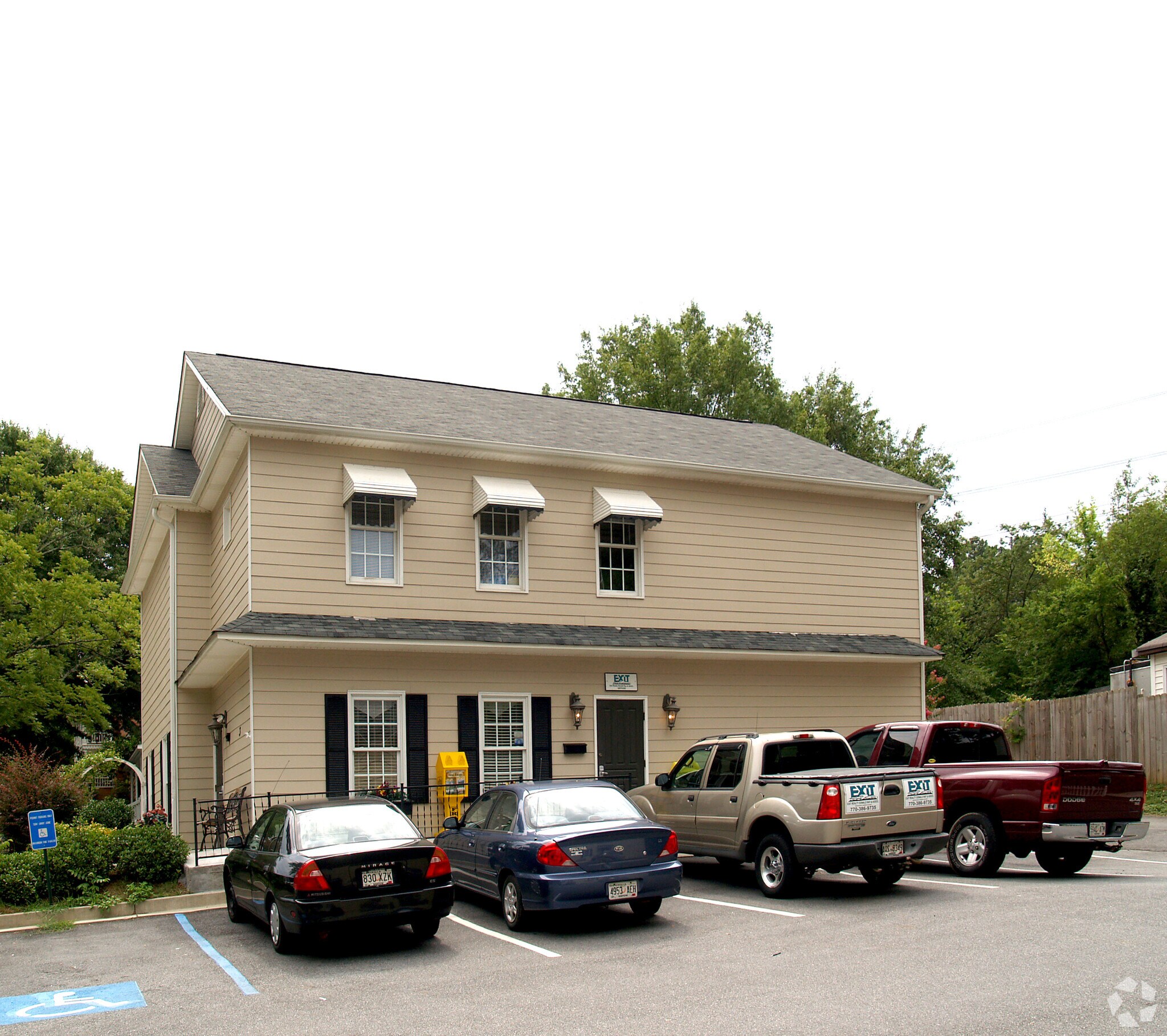 3 Townsley Dr, Cartersville, GA for sale Primary Photo- Image 1 of 1