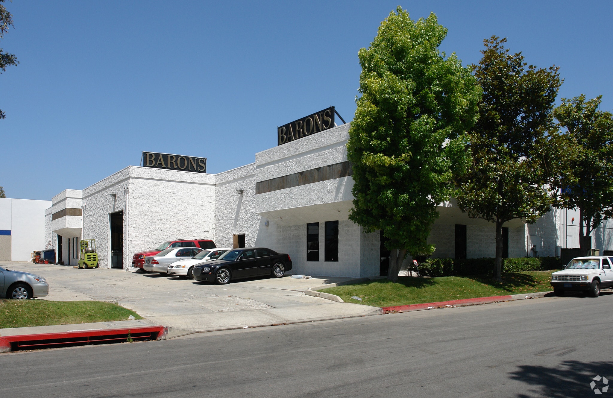 15321 Transistor Ln, Huntington Beach, CA for lease Primary Photo- Image 1 of 4