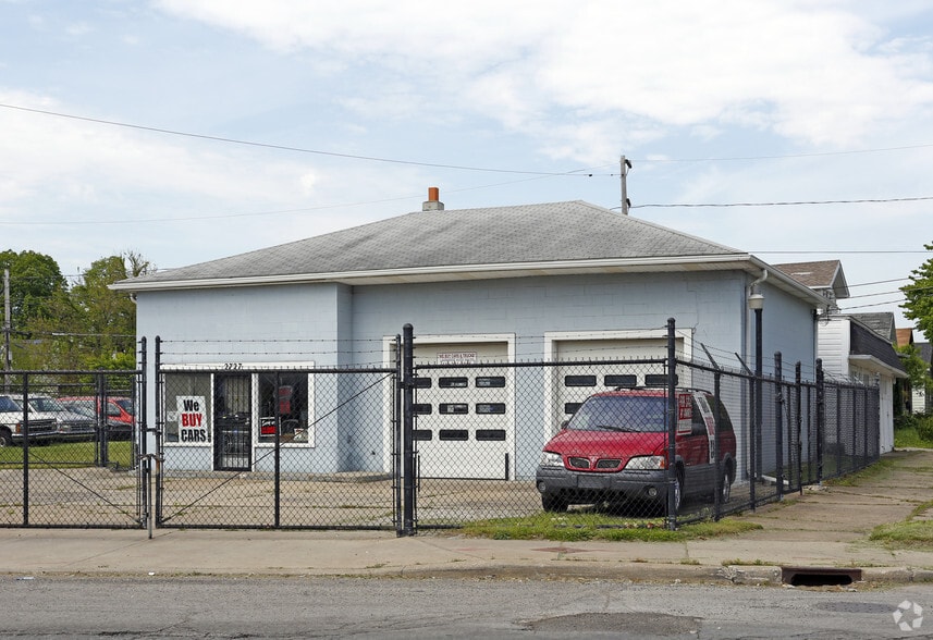 2727 Lagrange St, Toledo, OH for sale - Primary Photo - Image 1 of 1