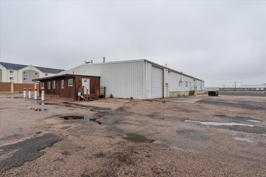 2302 W Lincolnway, Cheyenne, WY for sale - Building Photo - Image 2 of 23