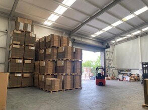 Barlow Dr, West Bromwich for lease Interior Photo- Image 1 of 6