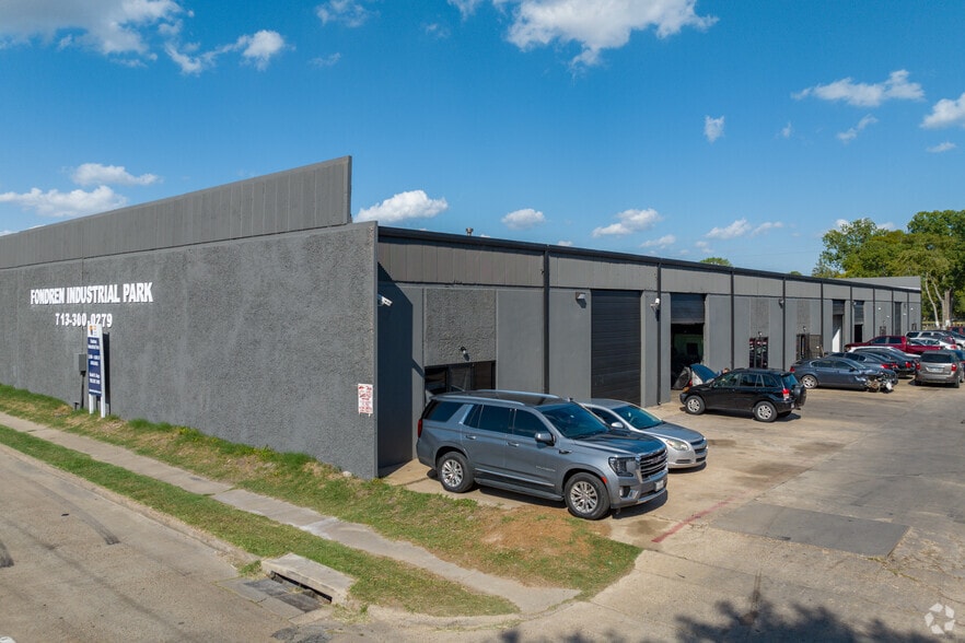 13401-13417 Fondren Rd, Houston, TX for lease - Building Photo - Image 1 of 20