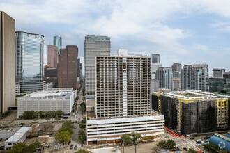 801 St Joseph Pky, Houston, TX - aerial  map view