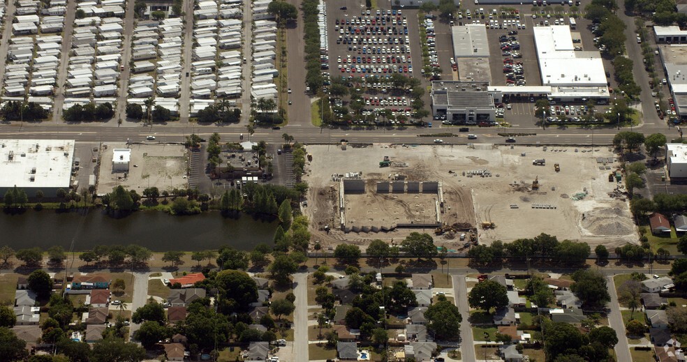 2500 34th St N, Saint Petersburg, FL for sale - Primary Photo - Image 1 of 1