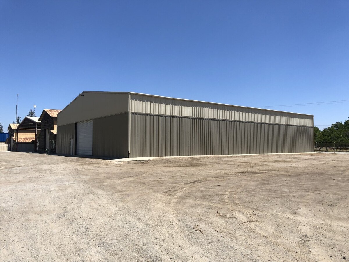 15013 Ivanhoe Dr, Visalia, CA 93292