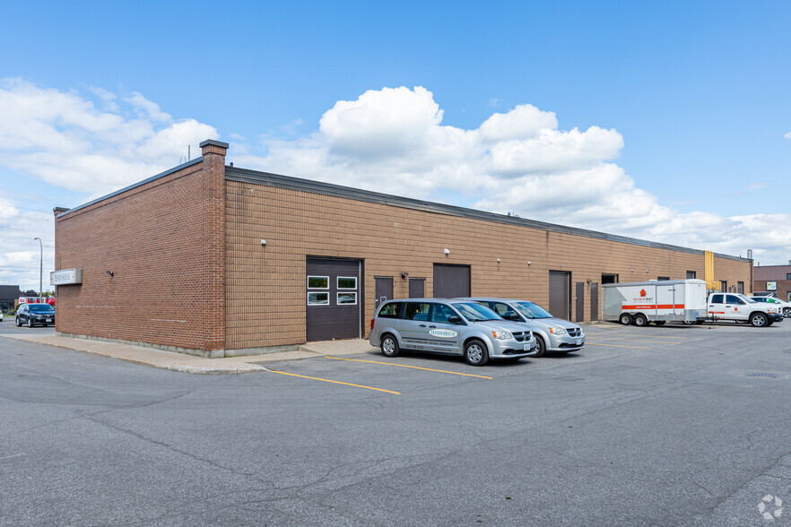 203 Colonnade Rd, Ottawa, ON for lease - Building Photo - Image 3 of 4