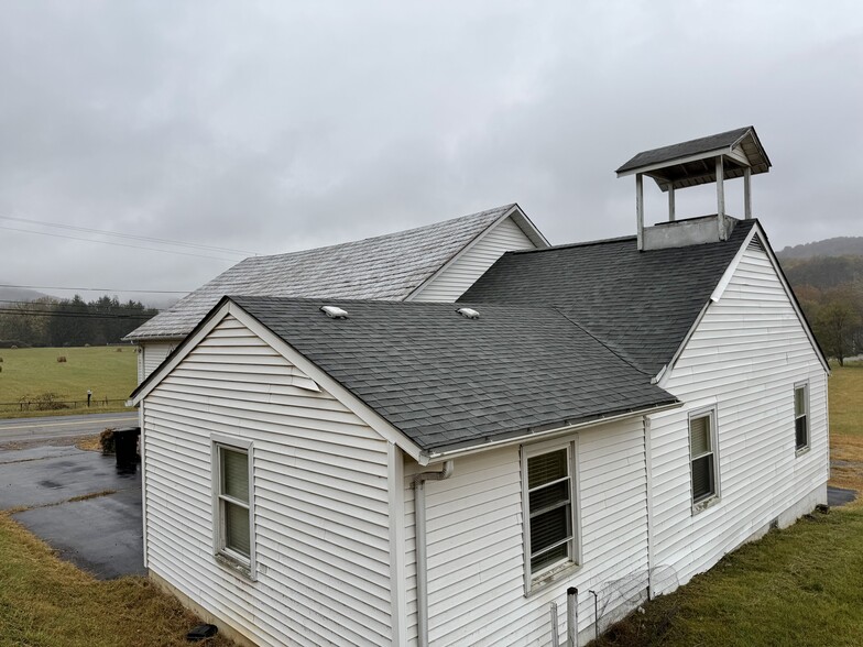 5791 W River Rd, Salem, VA for sale - Building Photo - Image 2 of 5