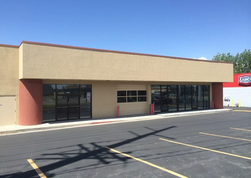 3702 W 5400 S, Salt Lake City, UT for lease - Primary Photo - Image 1 of 8